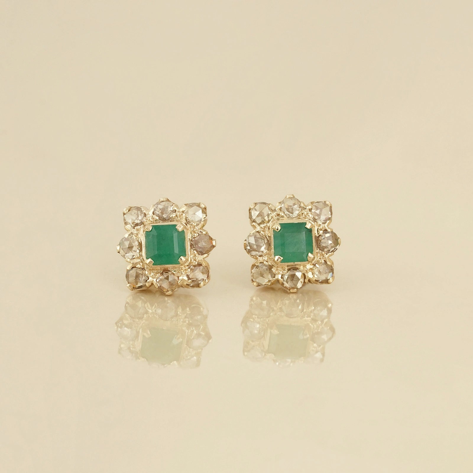 Julia Emerald Ear Studs