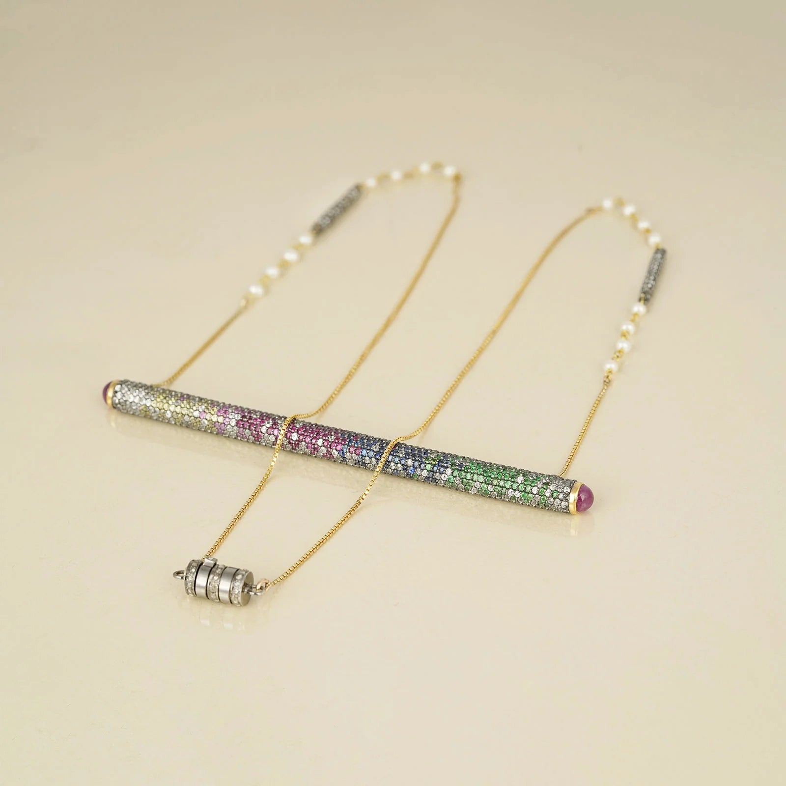 Felix Bar Necklace