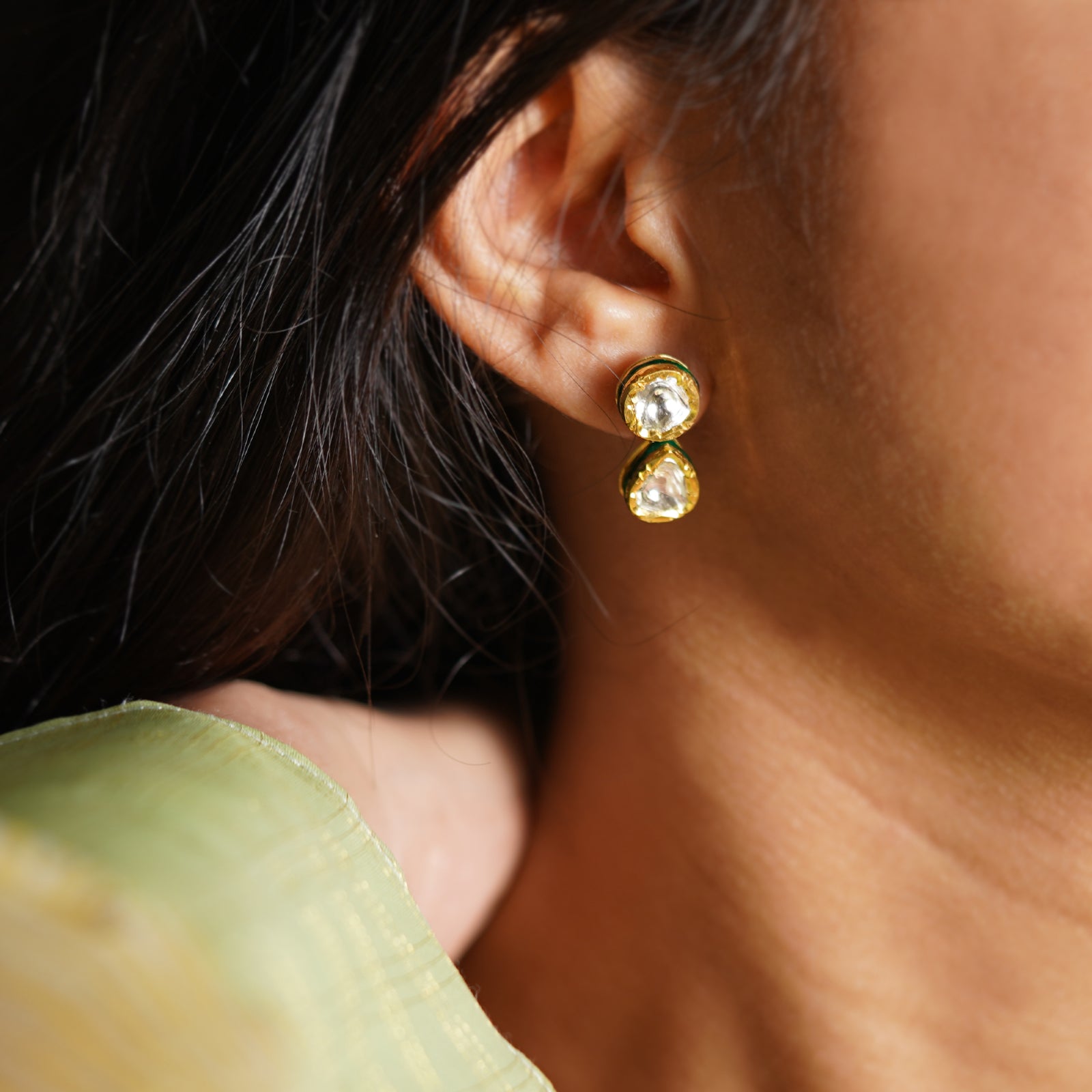 Gold and Uncut Diamonds Earrings