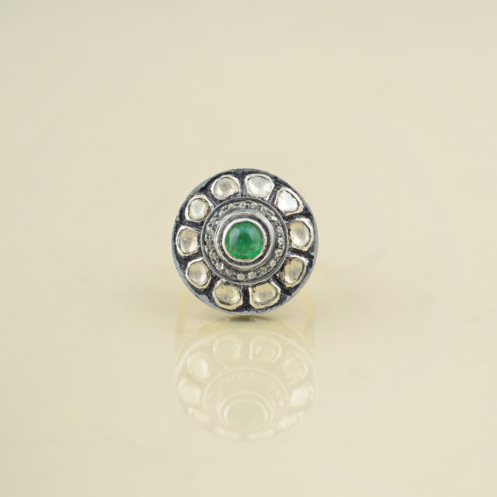 95% Emerald Party Wear Gold Gems Stone Ring, Size: 1inch (diameter) at Rs  3000 in Jaipur