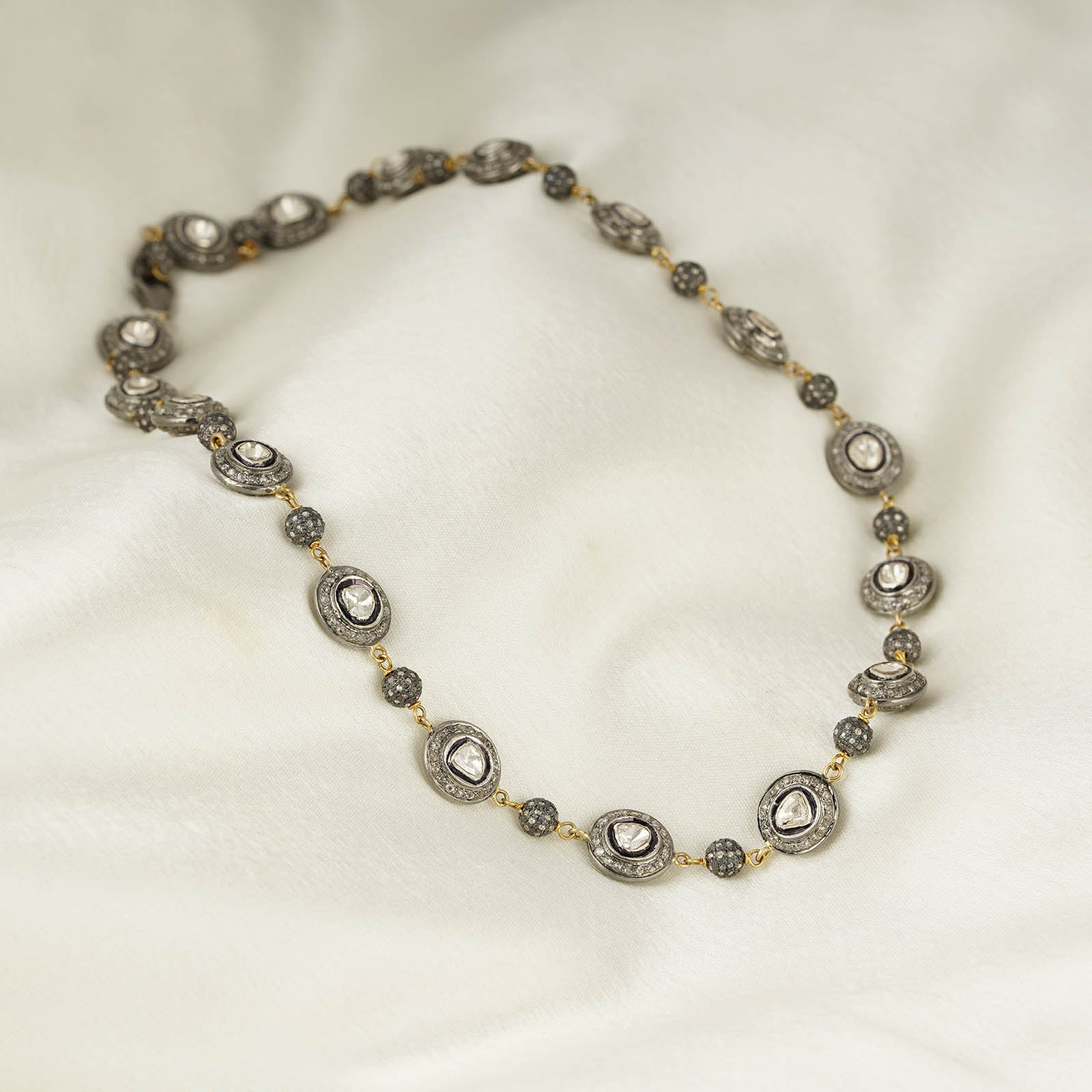 Heer Necklace