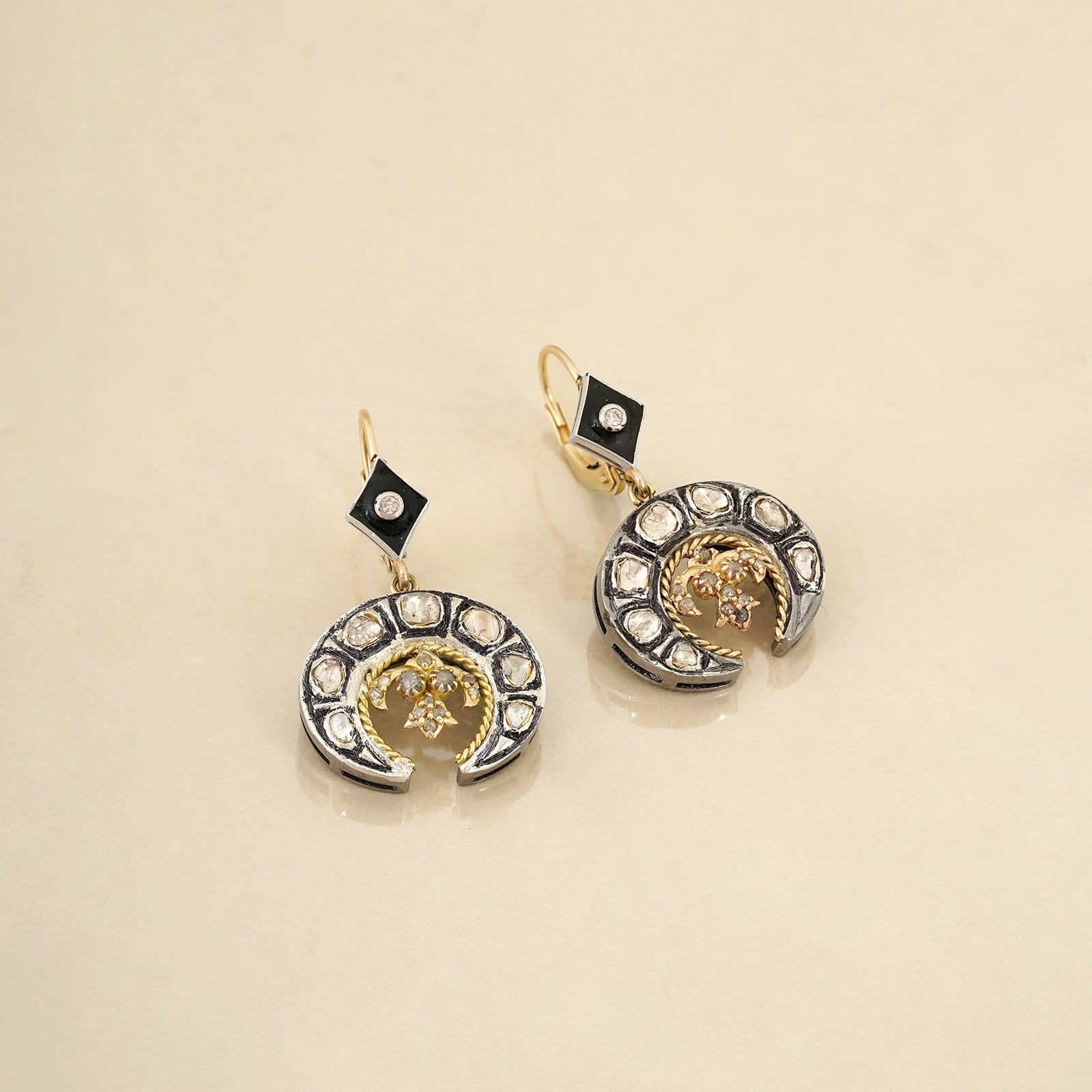 Mehnoor Mini Earrings