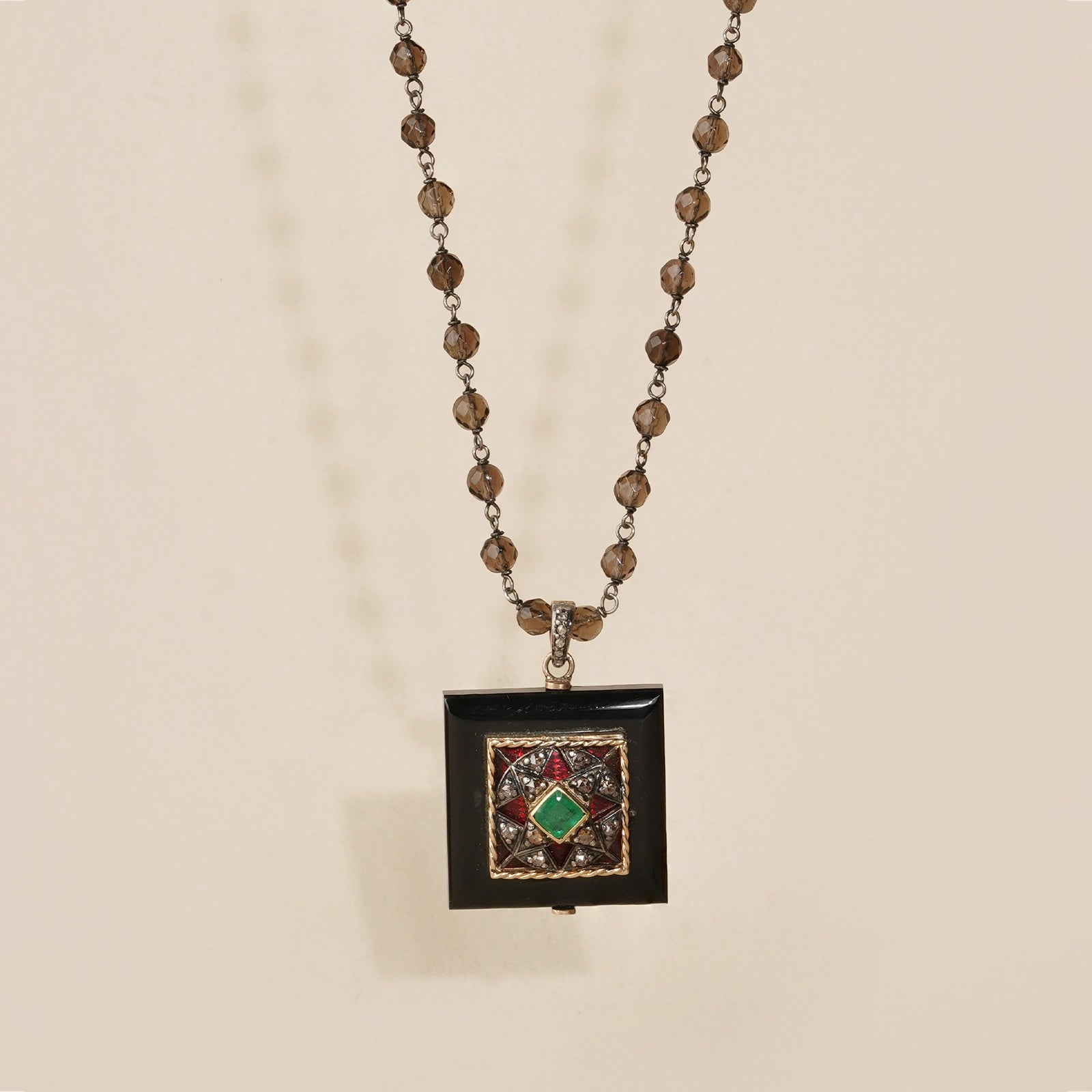 Pavia Pendant Necklace