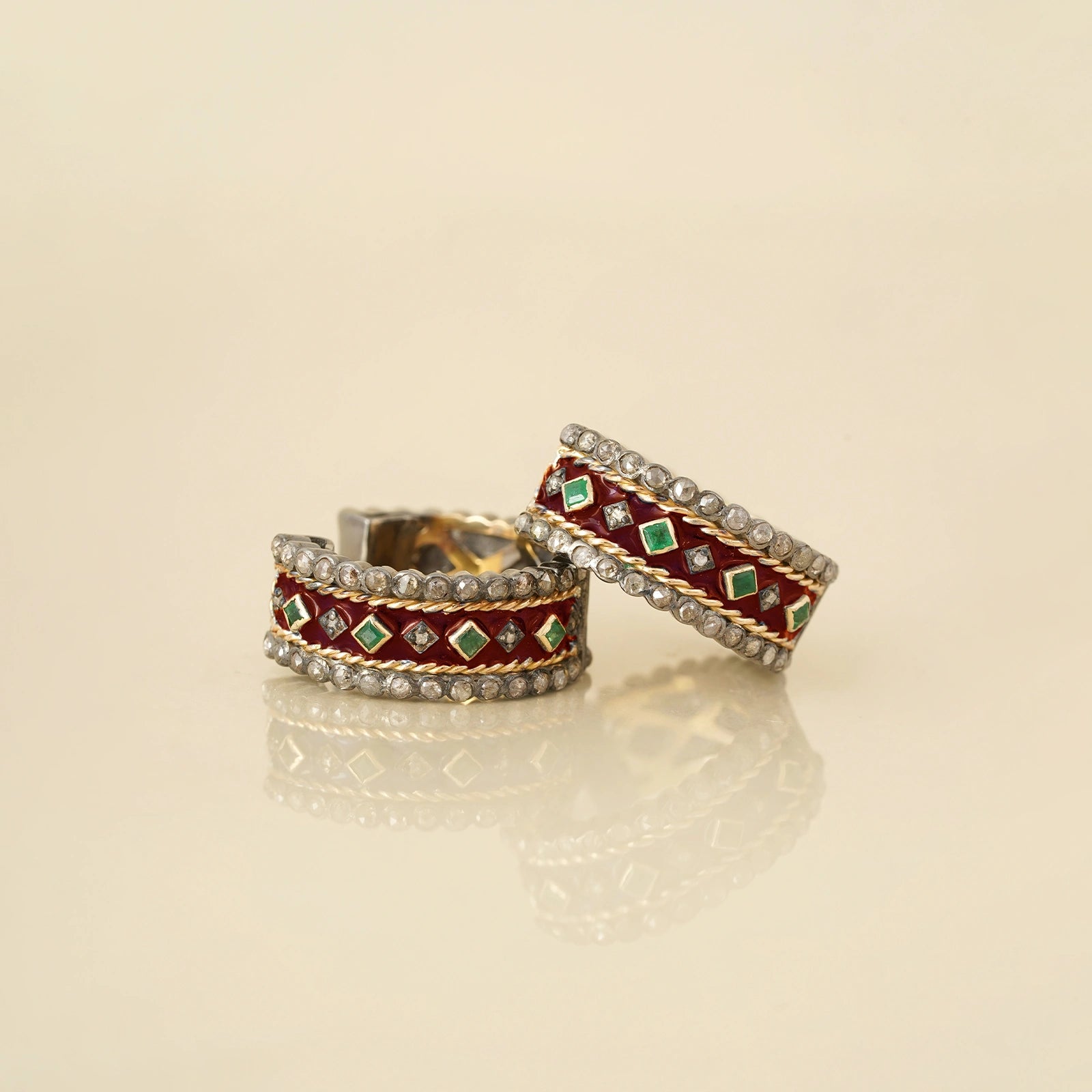 Pavia Crimson Mini hoops