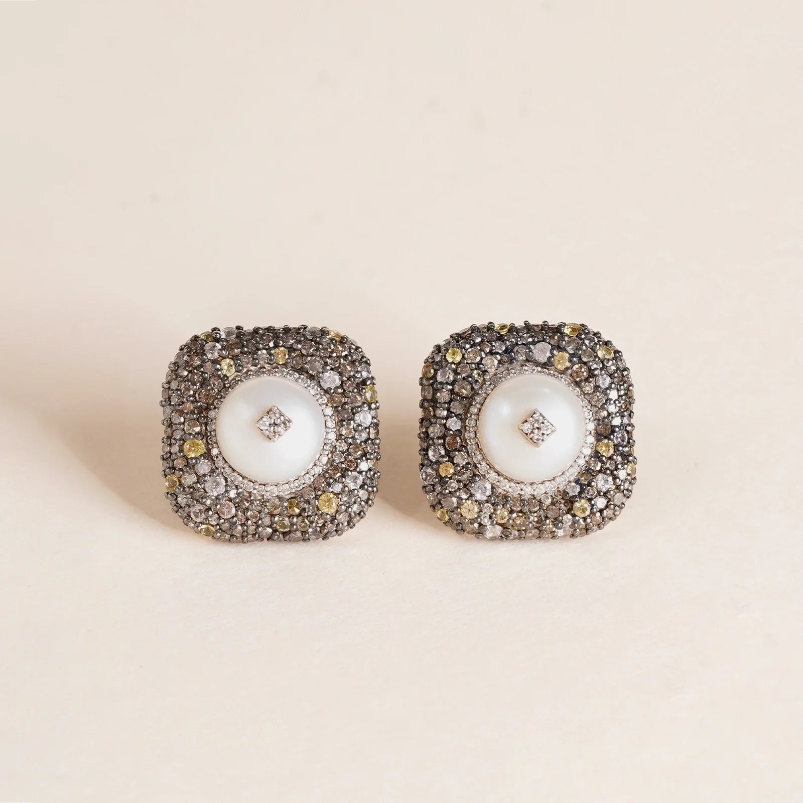 Gwen Ear Studs