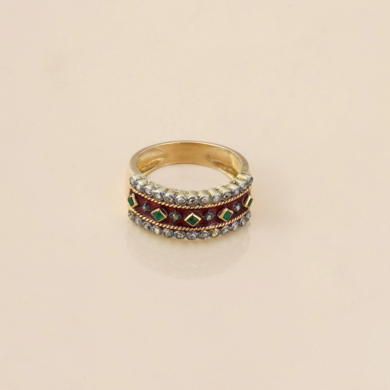 Pavia Crimson Ring