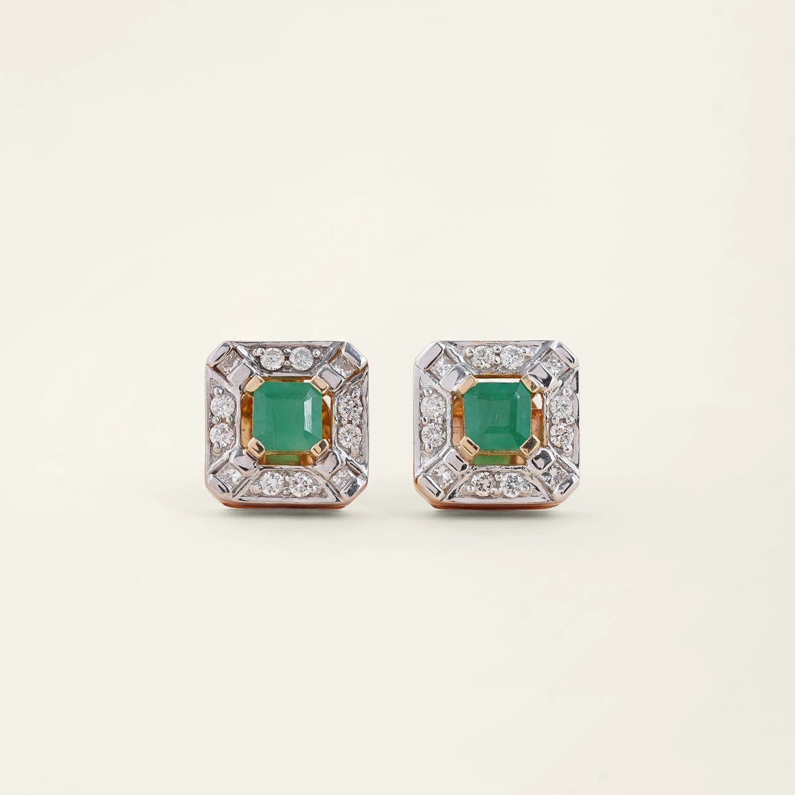 Nizam Emerald Ear Studs