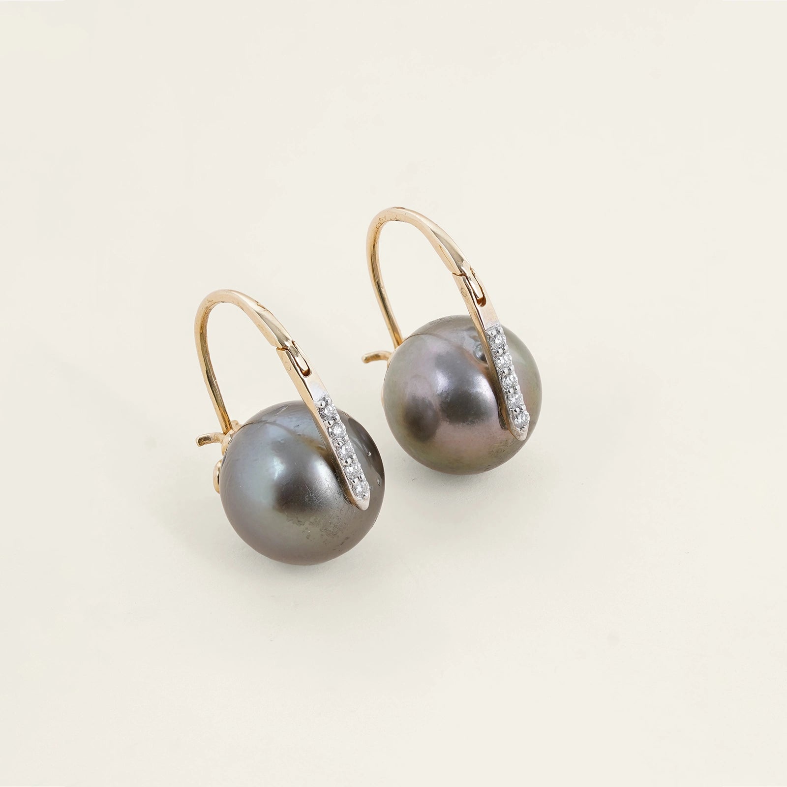 Grace Kelly Tahitian Pearl Earrings