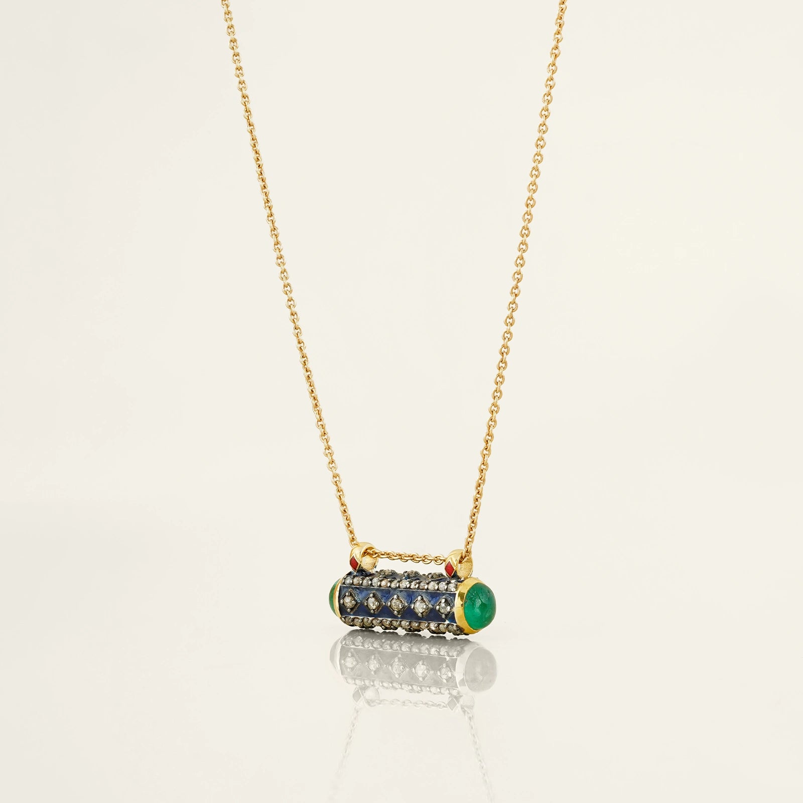 Fira Pendant Necklace