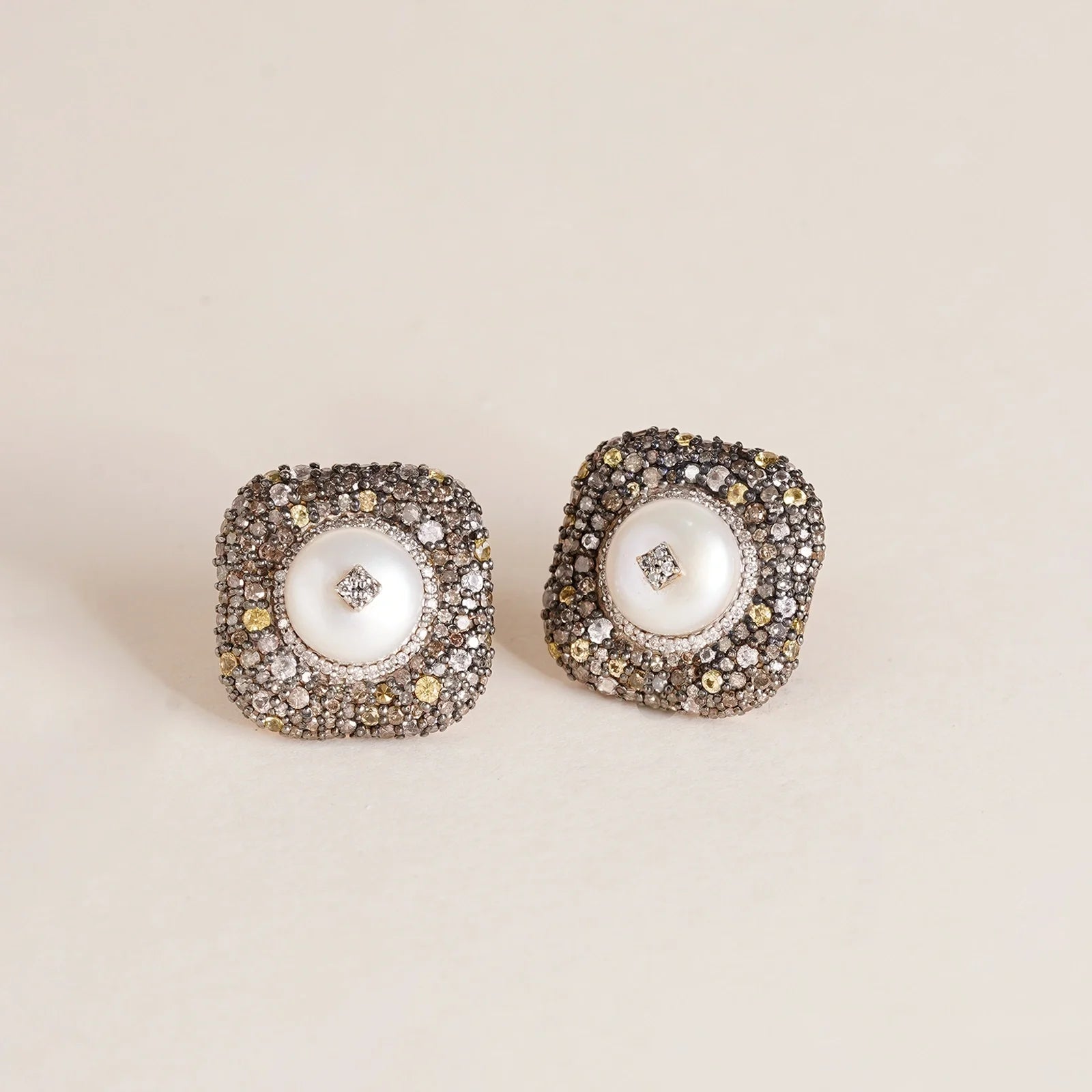Gwen Ear Studs